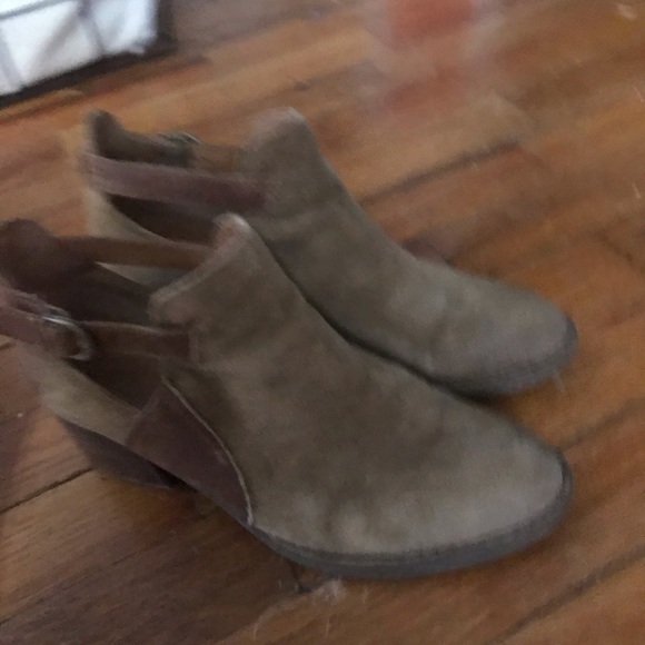 Born booties - Picture 2 of 5